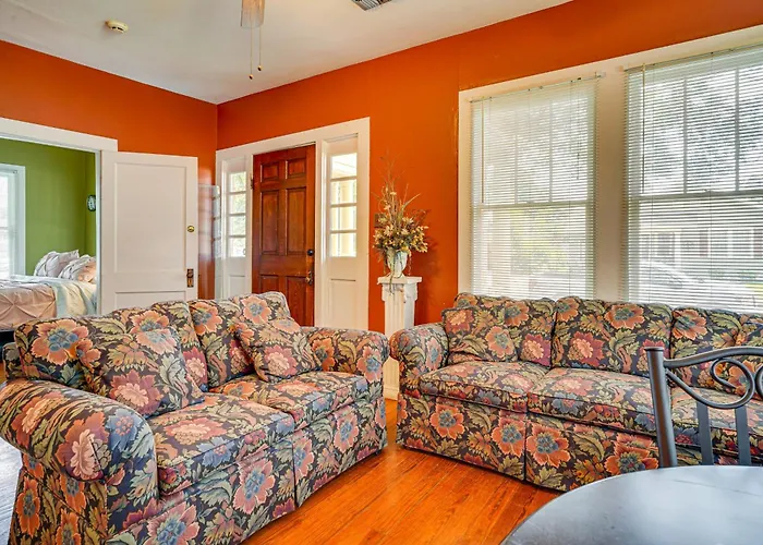 Walkable Dtwn W/ Screened Porch Lafayette