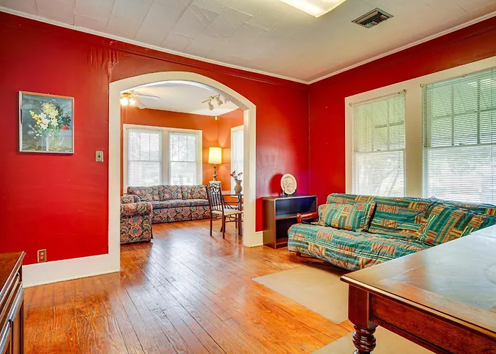 Walkable Dtwn W/ Screened Porch * Lafayette