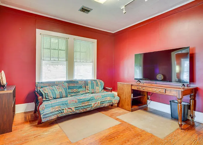 Walkable Dtwn W/ Screened Porch * Lafayette