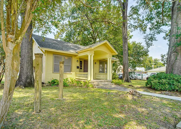 Walkable Dtwn W/ Screened Porch Lafayette
